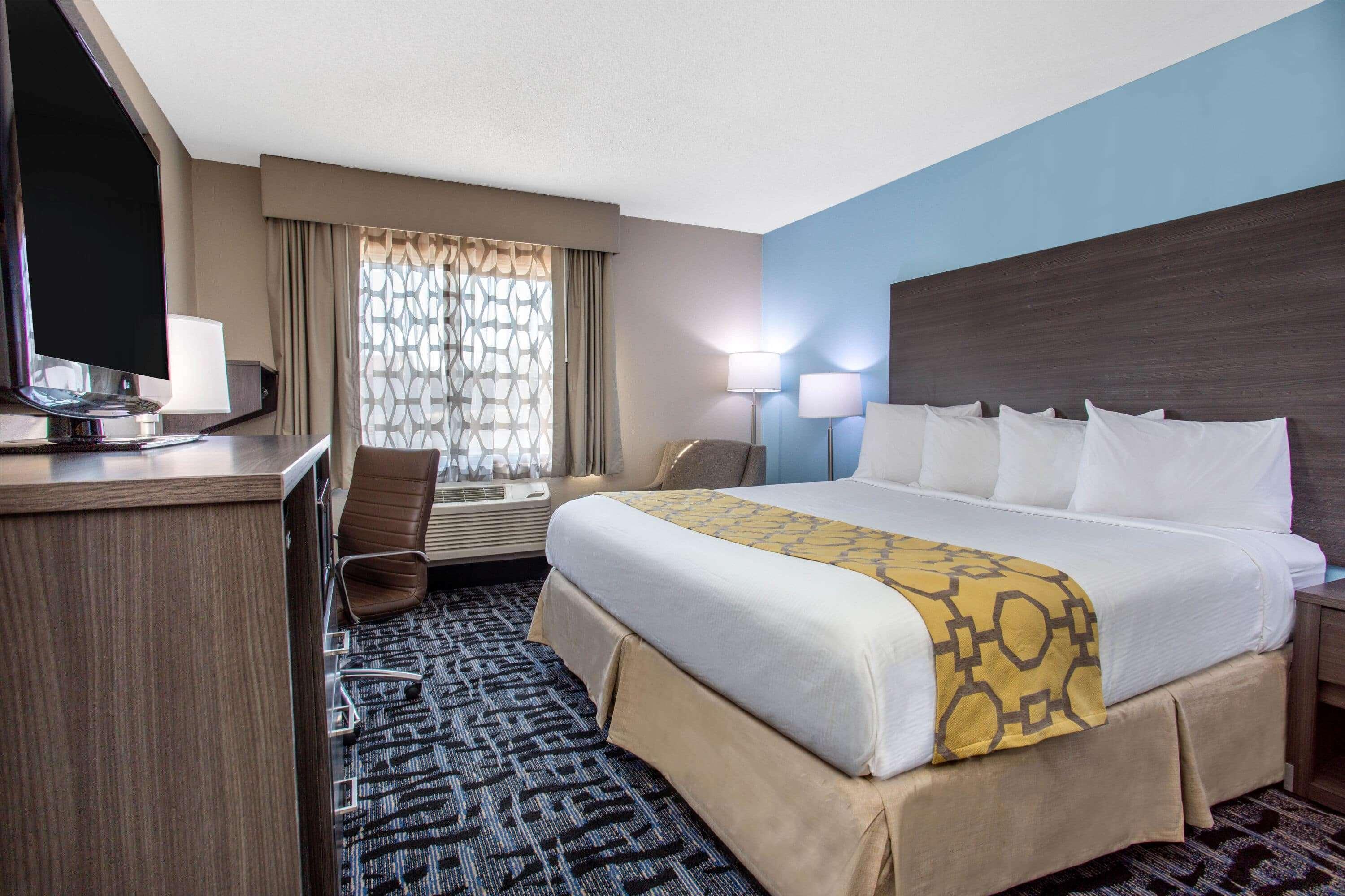 Hotel Baymont By Wyndham Joliet Extérieur photo