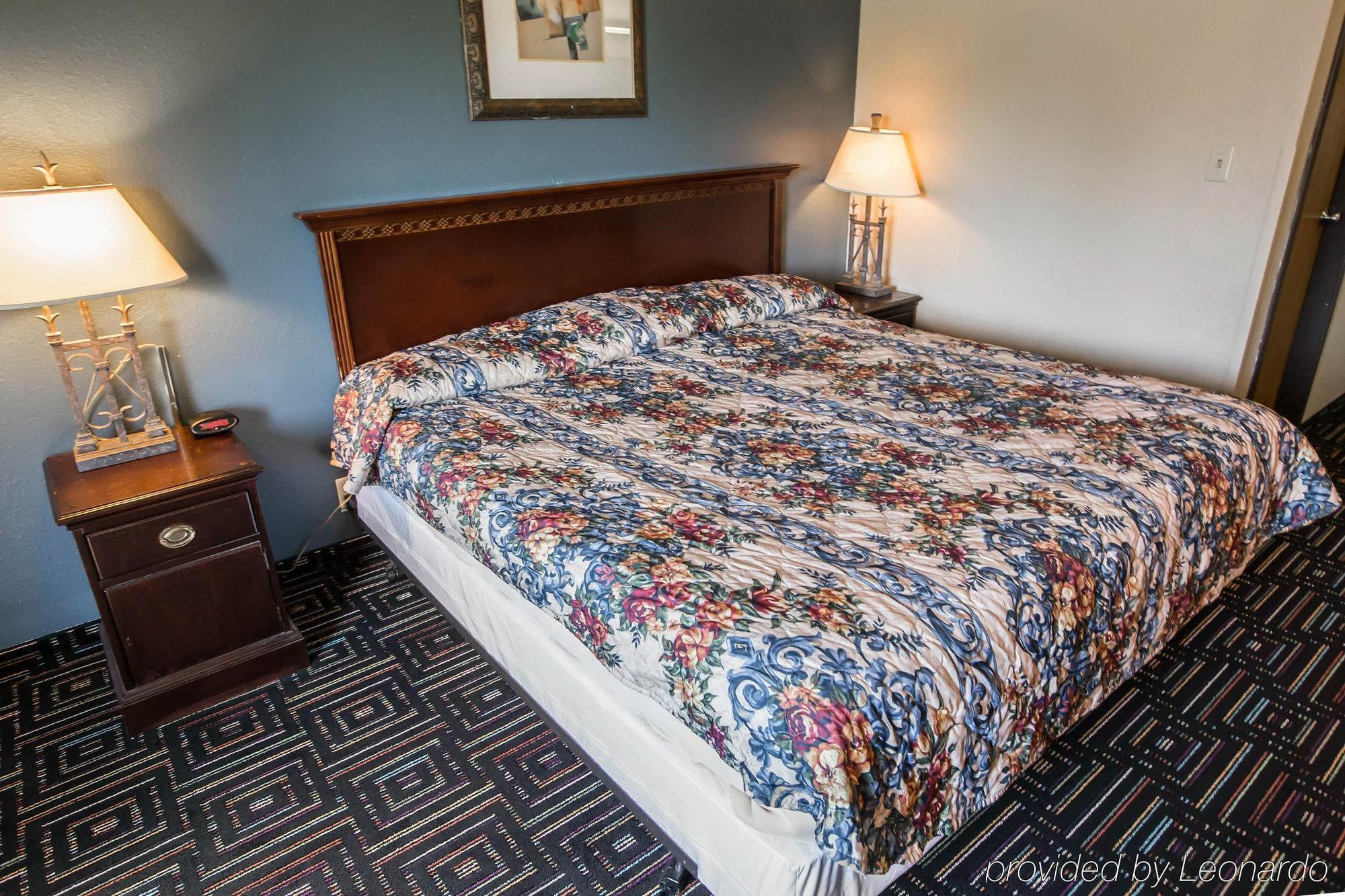 Hotel Baymont By Wyndham Joliet Extérieur photo
