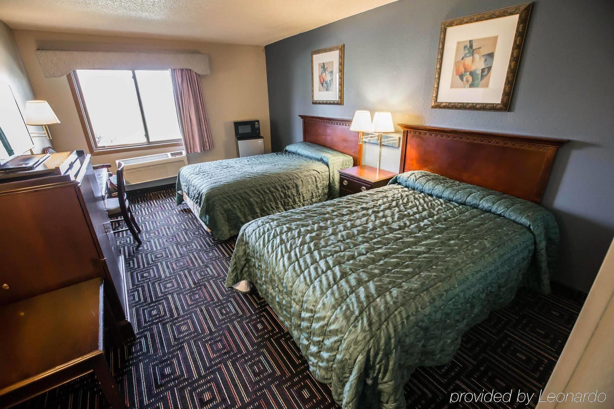 Hotel Baymont By Wyndham Joliet Extérieur photo