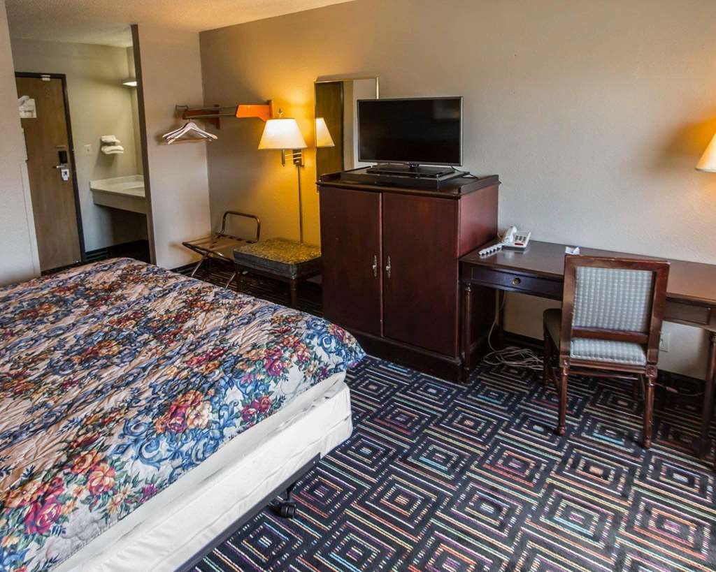 Hotel Baymont By Wyndham Joliet Chambre photo